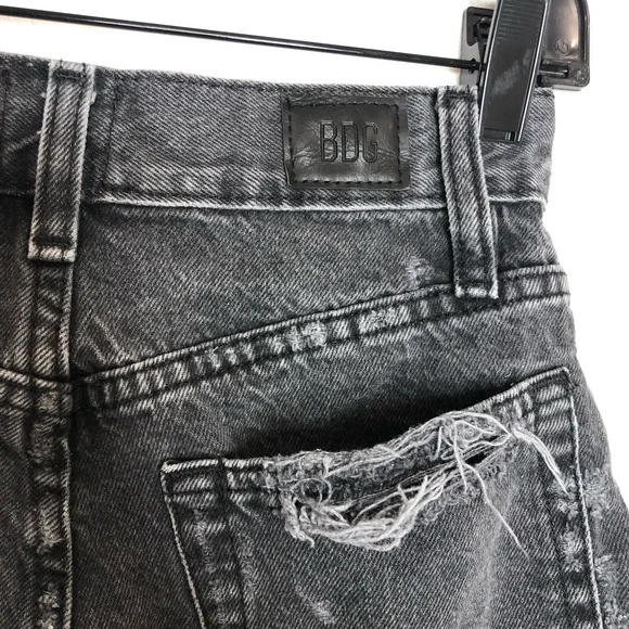Urban Outfitters BDG A-Line Shorts Washed Black Raw Hem Distressed Short Size 24 - Picture 7 of 16